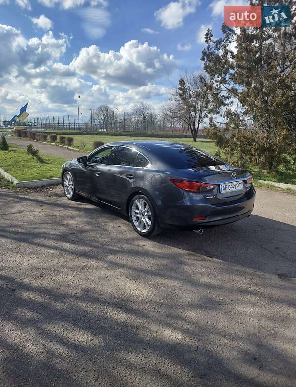 Седан Mazda 6 2014 в Днепре