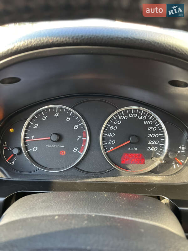 Седан Mazda 6 2005 в Побужському