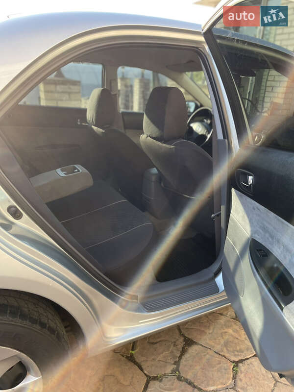 Седан Mazda 6 2005 в Побужському
