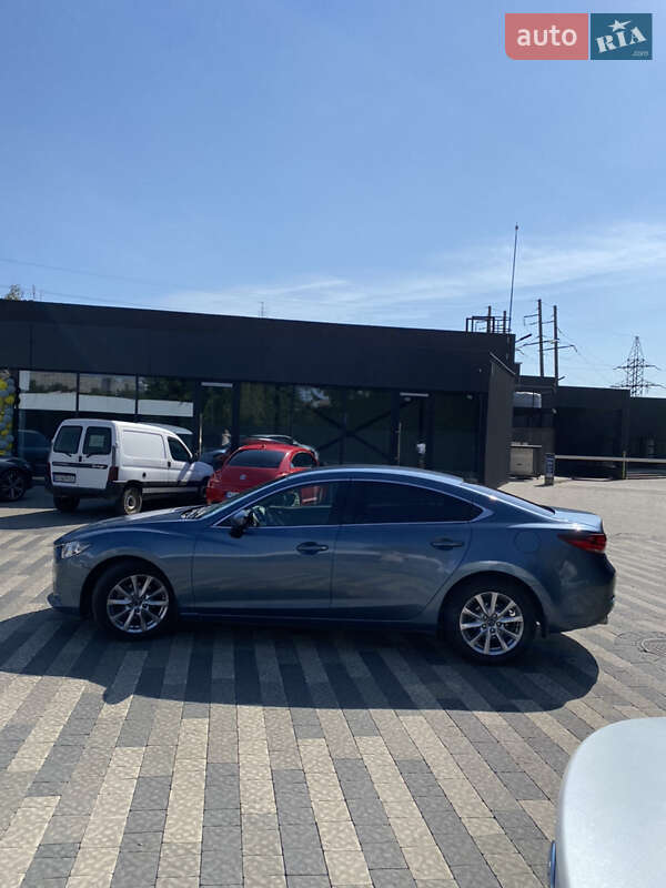Седан Mazda 6 2014 в Ужгороде