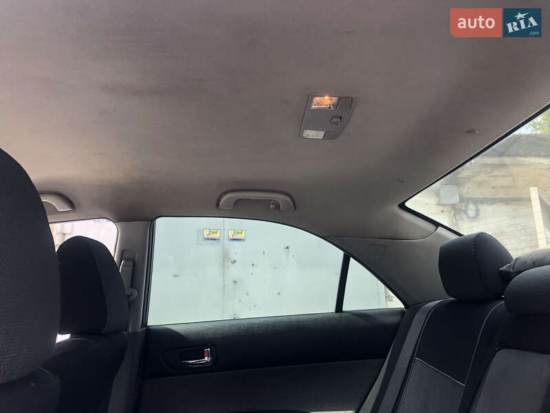 Седан Mazda 6 2003 в Днепре