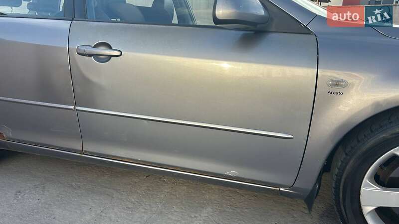 Универсал Mazda 6 2005 в Киеве