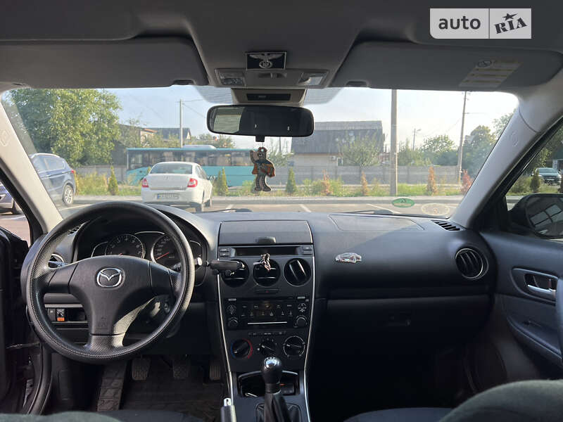 Седан Mazda 6 2006 в Чернигове
