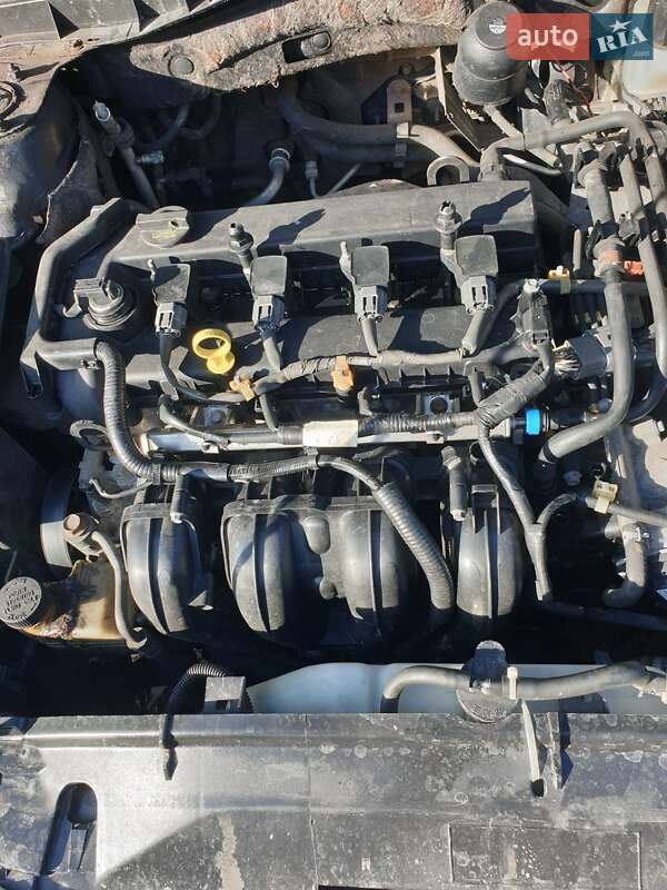Седан Mazda 6 2006 в Гребінці