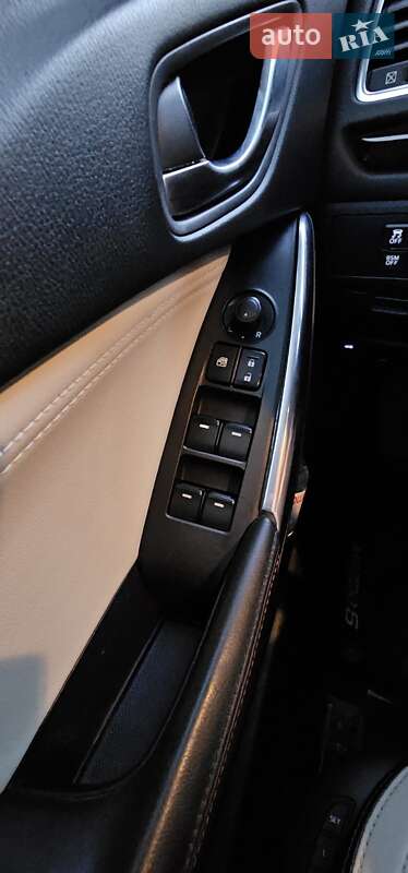 Седан Mazda 6 2014 в Києві