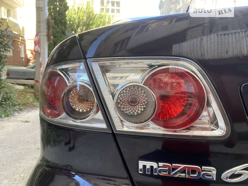Седан Mazda 6 2005 в Ровно
