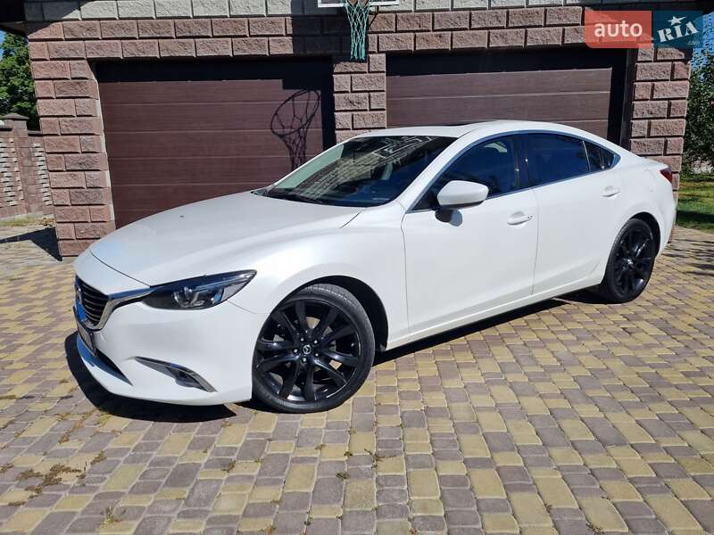 Седан Mazda 6 2016 в Рівному