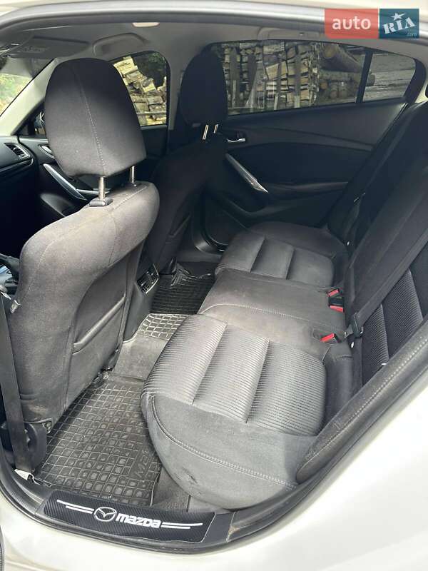 Седан Mazda 6 2014 в Рахове