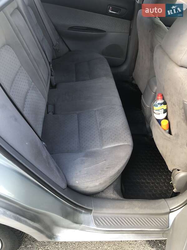 Седан Mazda 6 2004 в Киеве
