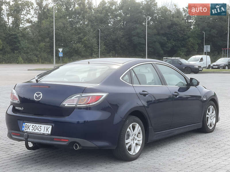 Седан Mazda 6 2010 в Радивилове