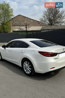 Седан Mazda 6 2014 в 