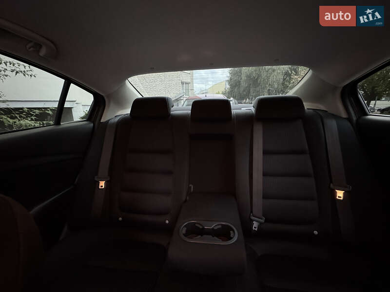 Седан Mazda 6 2016 в Луцке