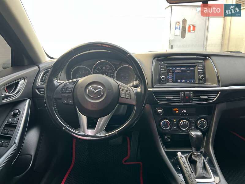 Седан Mazda 6 2014 в Києві