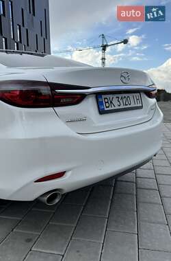 Седан Mazda 6 2018 в Ровно