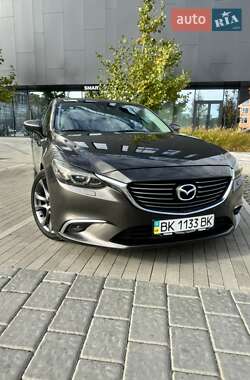 Седан Mazda 6 2016 в Ровно