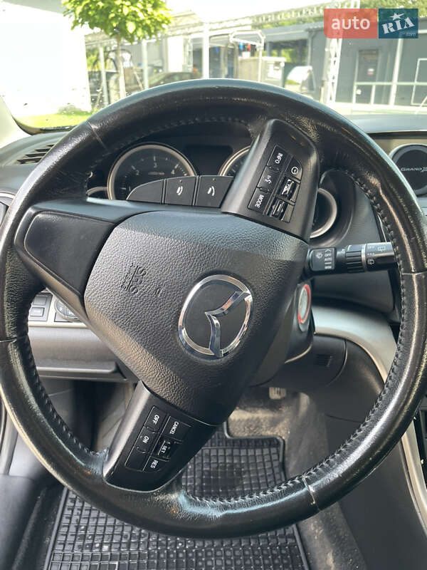 Универсал Mazda 6 2010 в Луцке