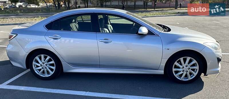 Седан Mazda 6 2012 в Киеве