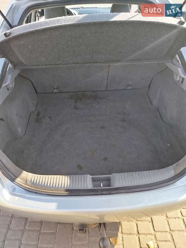Лифтбек Mazda 6 2003 в Одессе