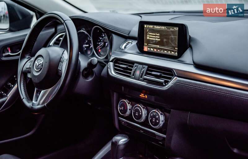 Седан Mazda 6 2016 в Калуше