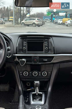 Седан Mazda 6 2013 в Чернівцях