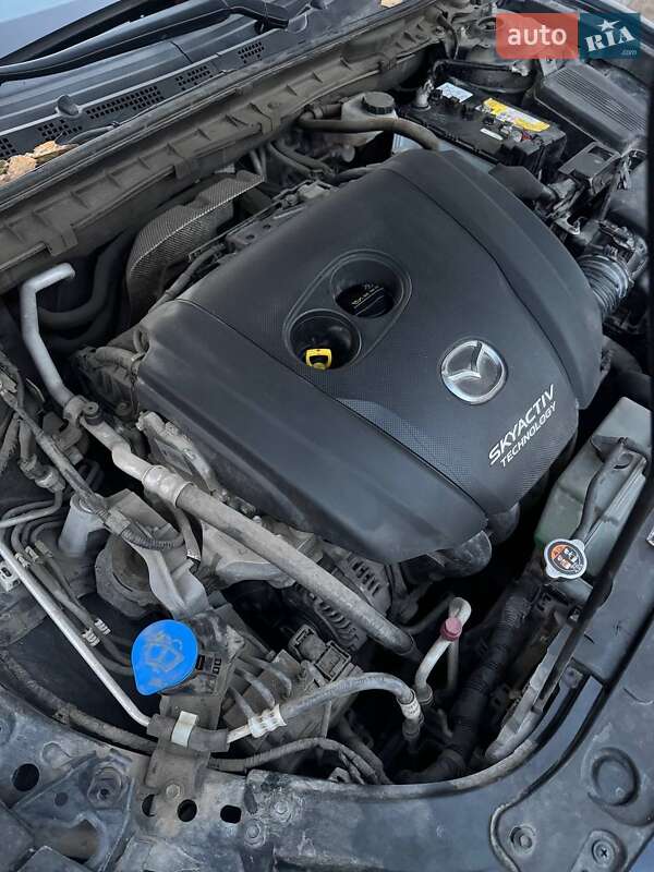 Седан Mazda 6 2018 в Львове