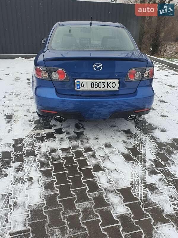 Седан Mazda 6 2003 в Стоянці