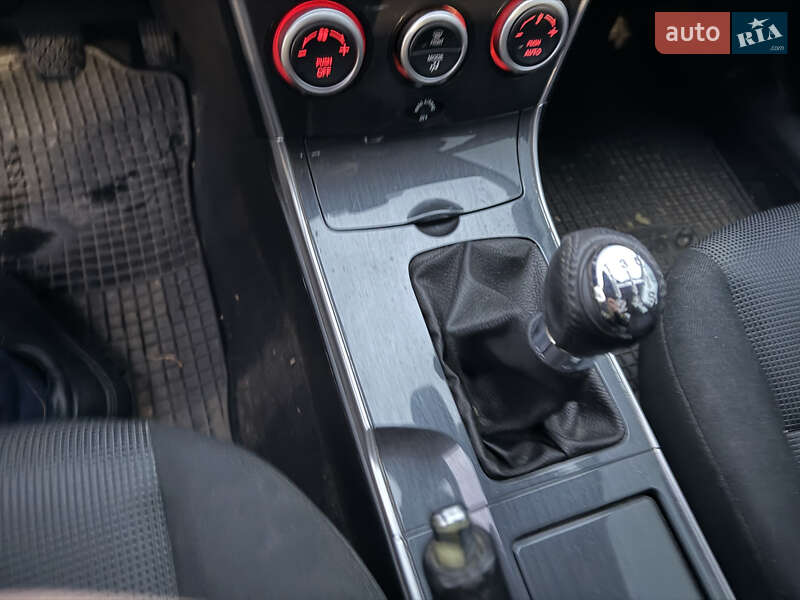 Седан Mazda 6 2007 в Киеве