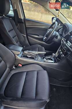 Седан Mazda 6 2014 в 