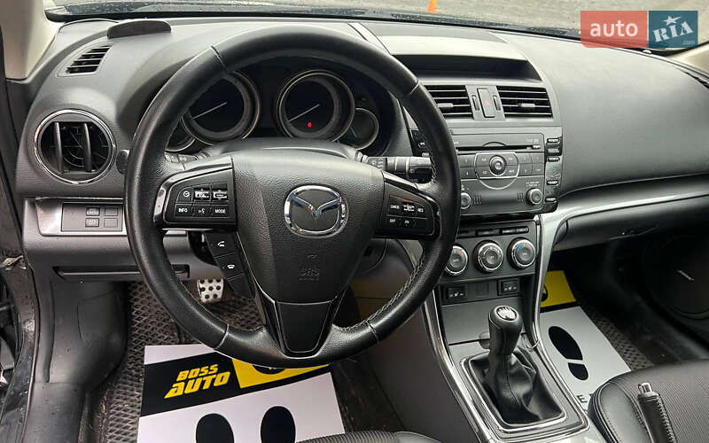 Универсал Mazda 6 2011 в Черновцах