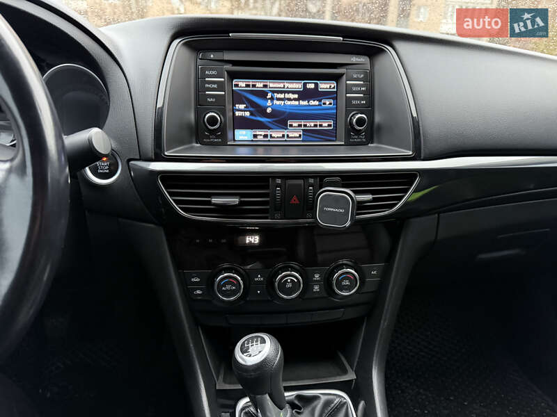 Седан Mazda 6 2013 в Корюковке