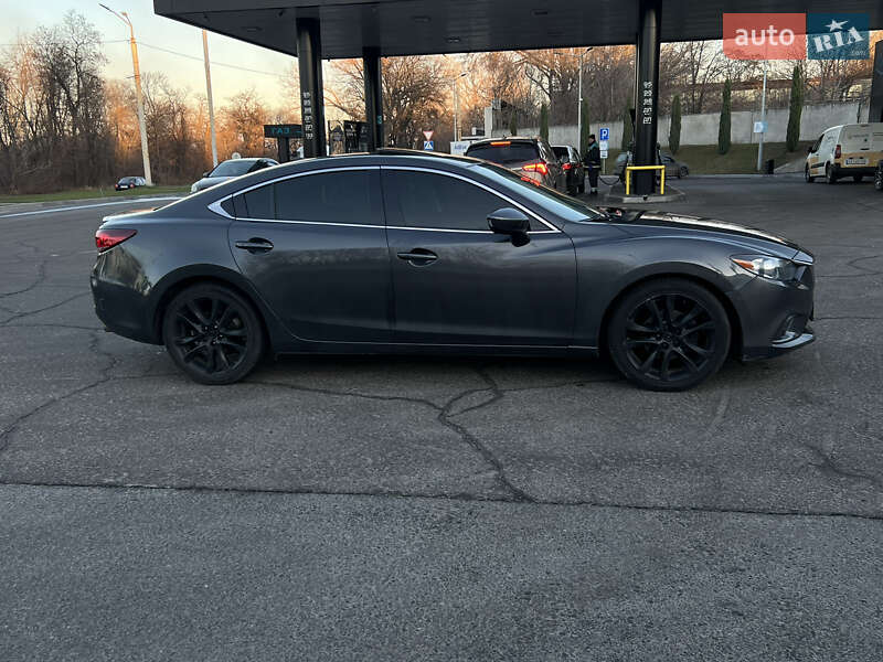 Седан Mazda 6 2013 в Днепре
