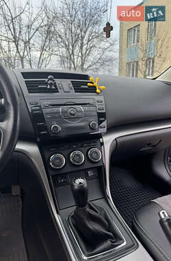 Седан Mazda 6 2010 в 