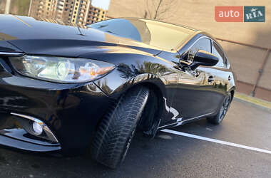 Седан Mazda 6 2013 в Чернигове