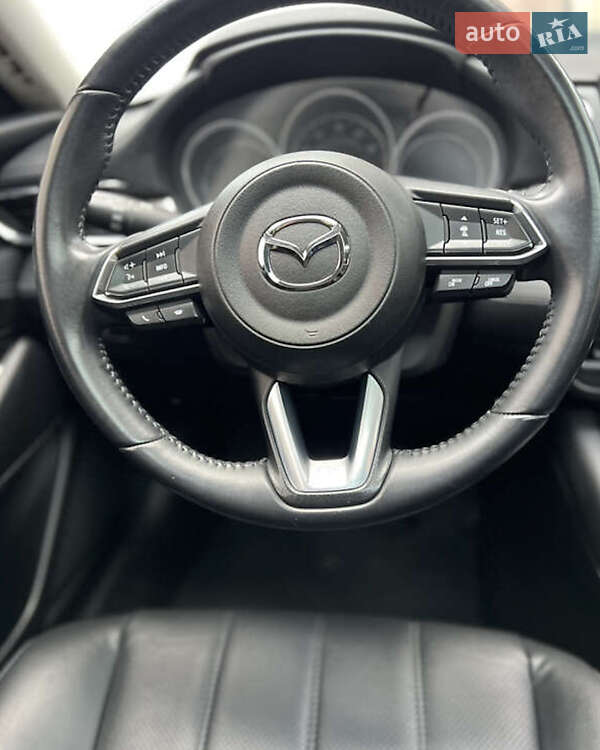 Седан Mazda 6 2018 в Львове