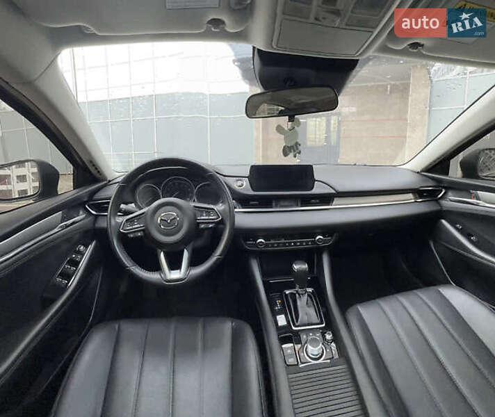 Седан Mazda 6 2018 в Львове