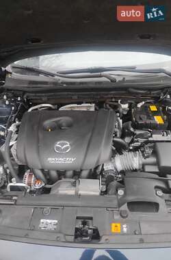 Седан Mazda 6 2017 в 