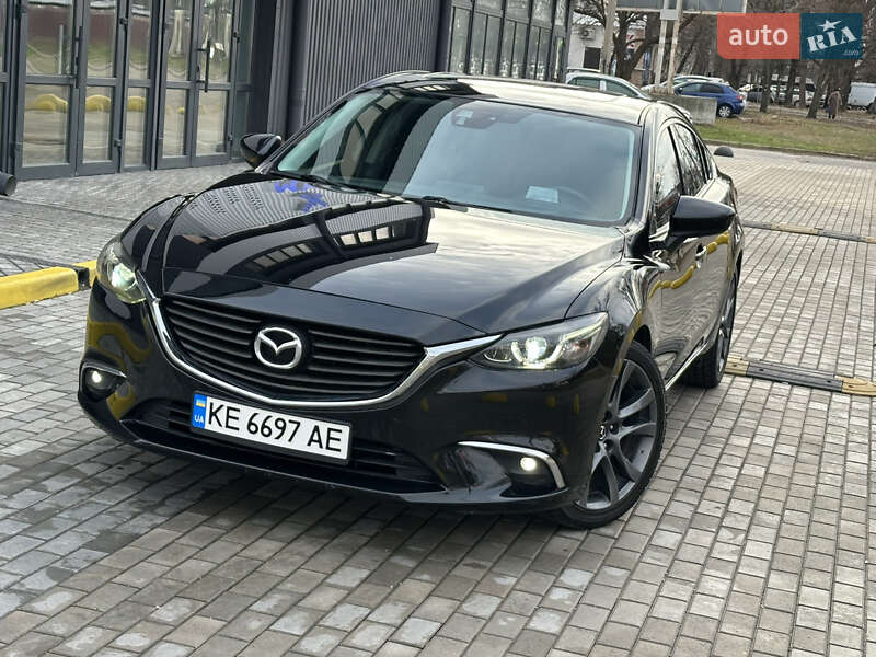 Седан Mazda 6 2016 в Каменском