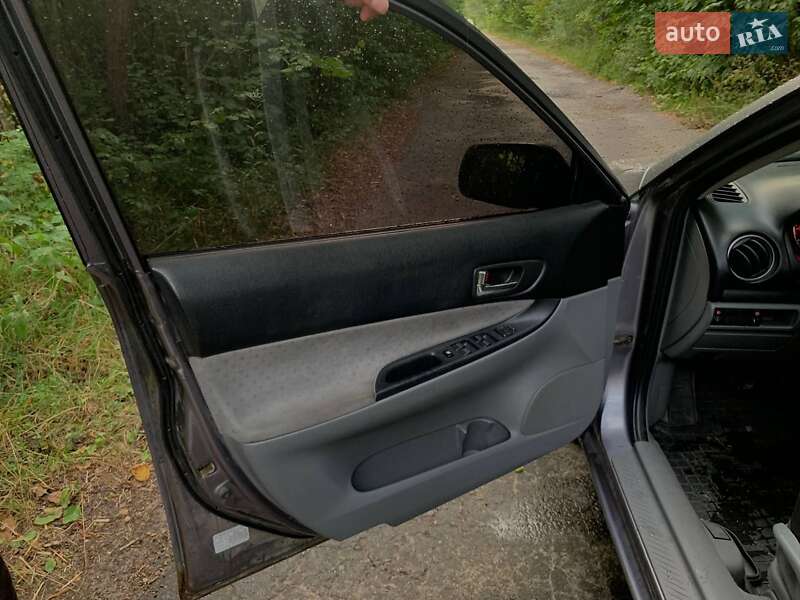 Mazda 6 2004