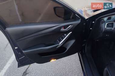 Седан Mazda 6 2015 в 