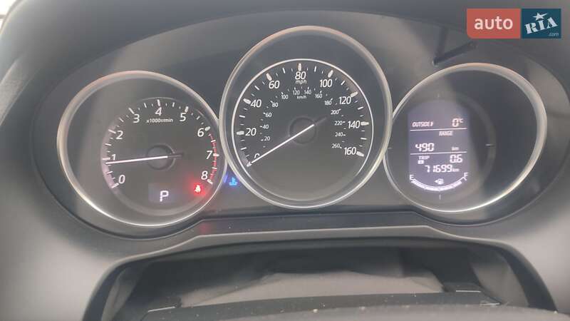 Седан Mazda 6 2015 в Чугуеве