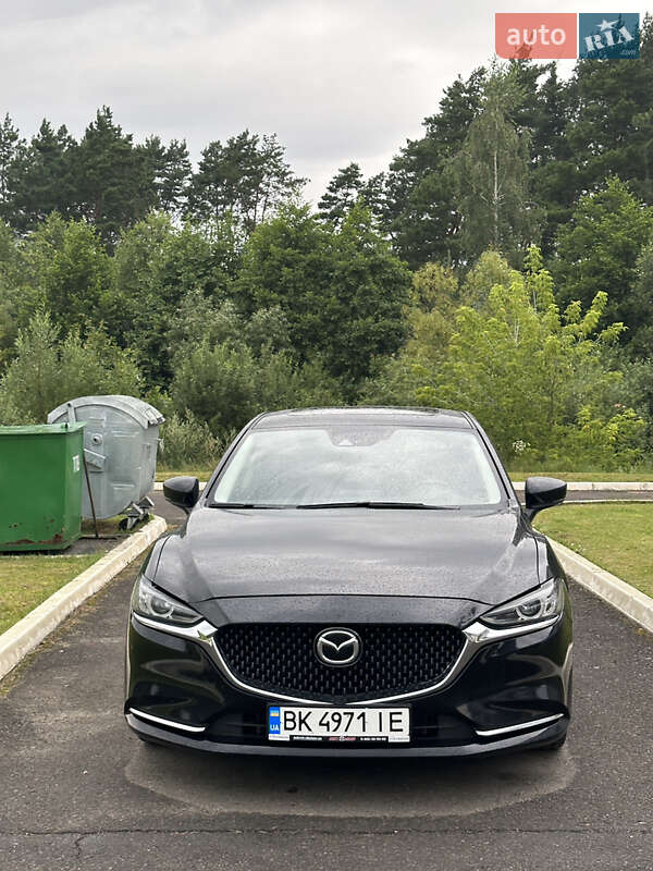 Седан Mazda 6 2018 в Львові