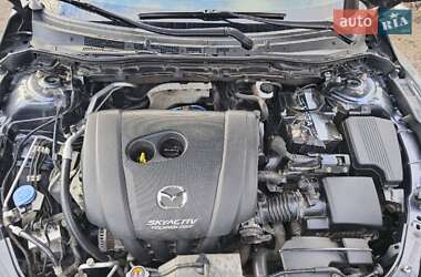 Седан Mazda 6 2015 в 