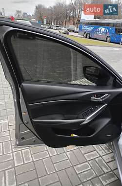 Седан Mazda 6 2014 в Днепре