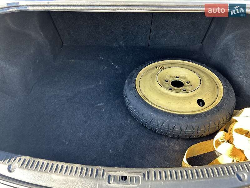Седан Mazda 6 2009 в Карловке