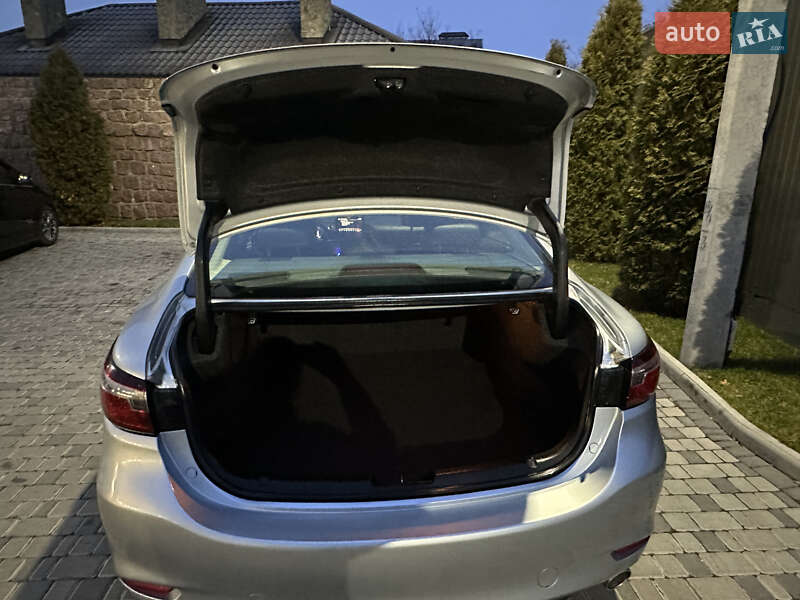 Седан Mazda 6 2018 в Кропивницком