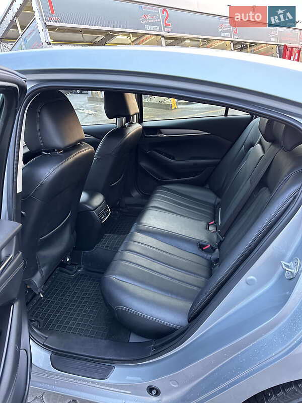 Седан Mazda 6 2018 в Кропивницком