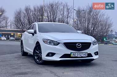 Седан Mazda 6 2014 в Днепре