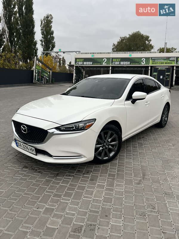 Седан Mazda 6 2018 в 