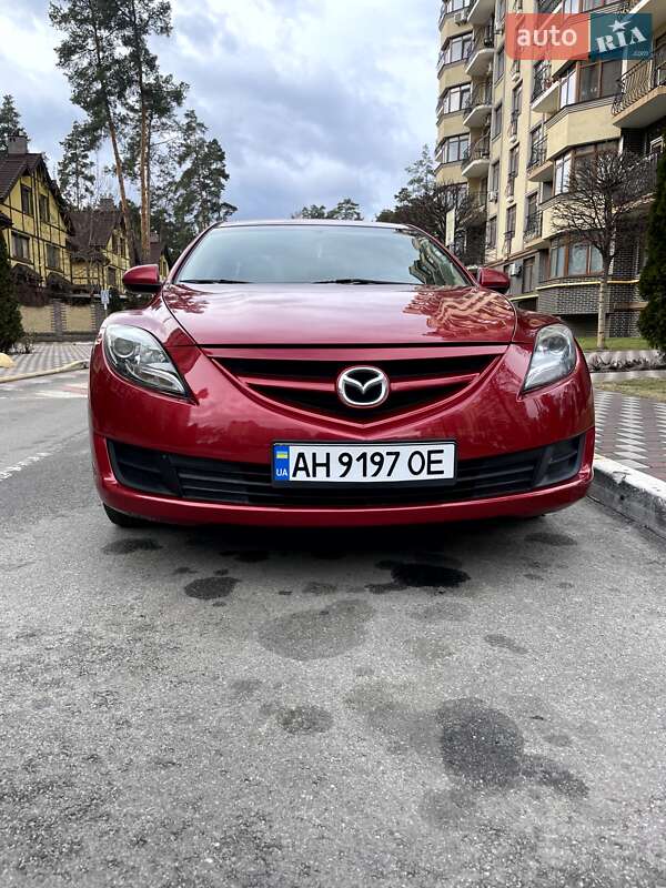 Седан Mazda 6 2011 в Бучі
