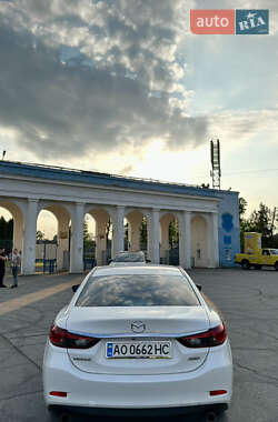 Седан Mazda 6 2015 в 